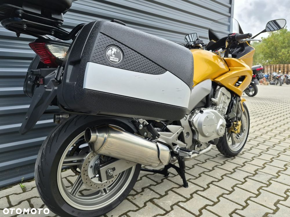Honda CBF - 18