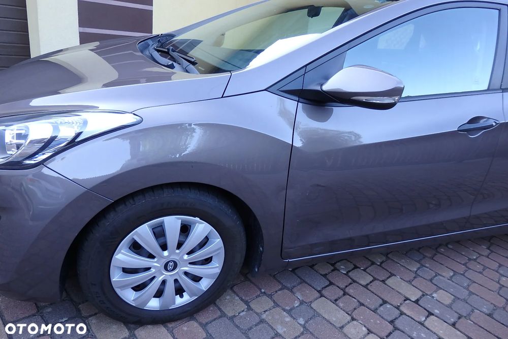 Hyundai i30 1.4 Premium - 33