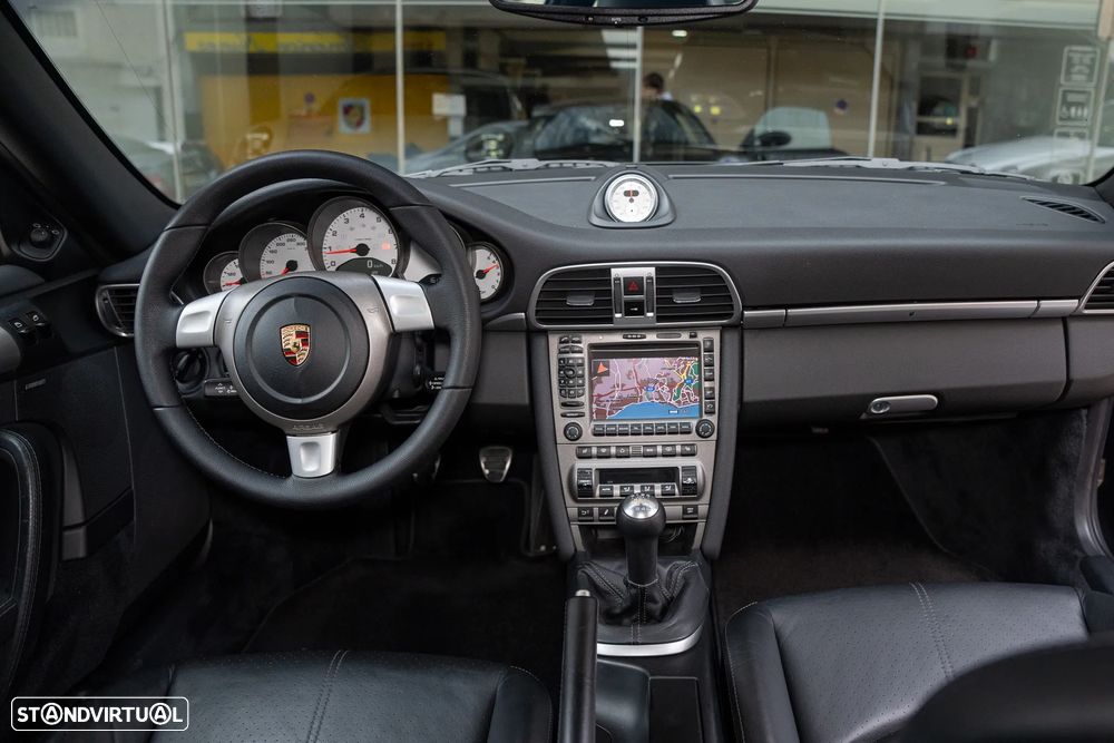 Porsche 911 (997) Carrera S - 12