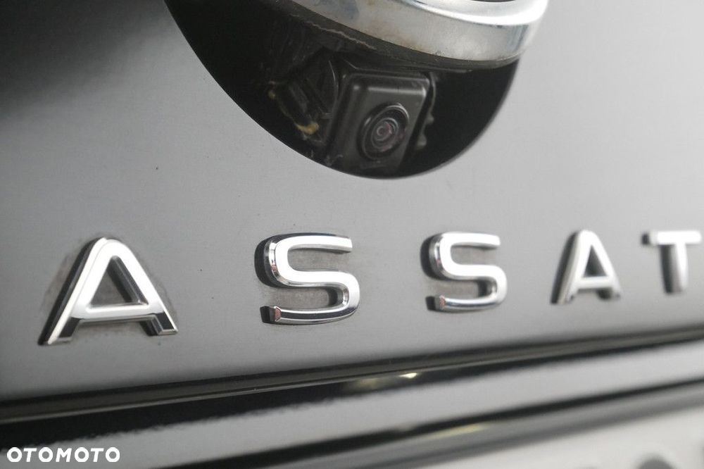 Volkswagen Passat Variant 2.0 TSI Elegance DSG - 19