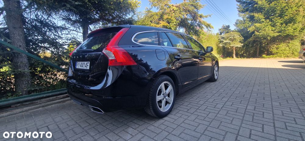 Volvo V60 D4 Drive-E Momentum - 8