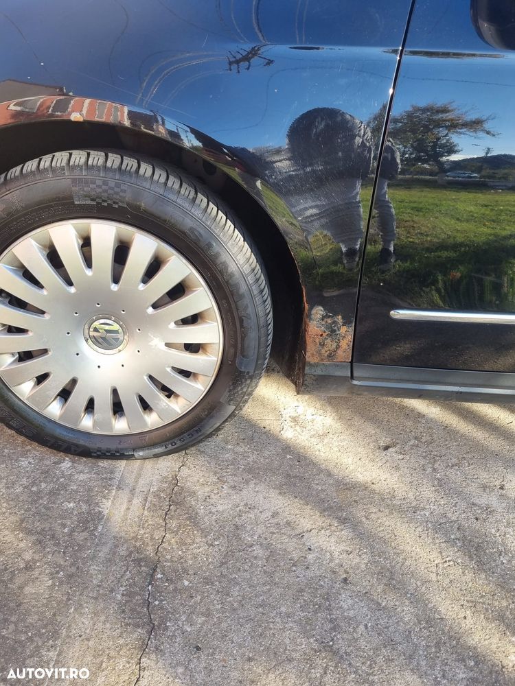 Volkswagen Passat 2.0TDI Comfortline DPF DSG - 4