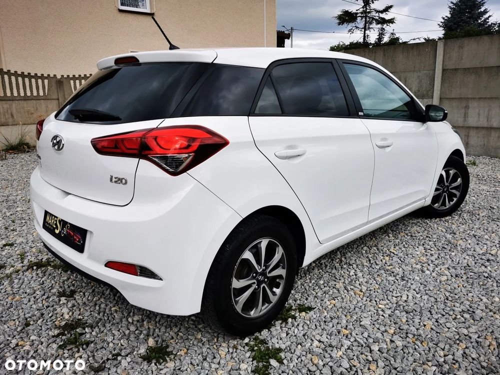 Hyundai i20 1.2 Passion - 4