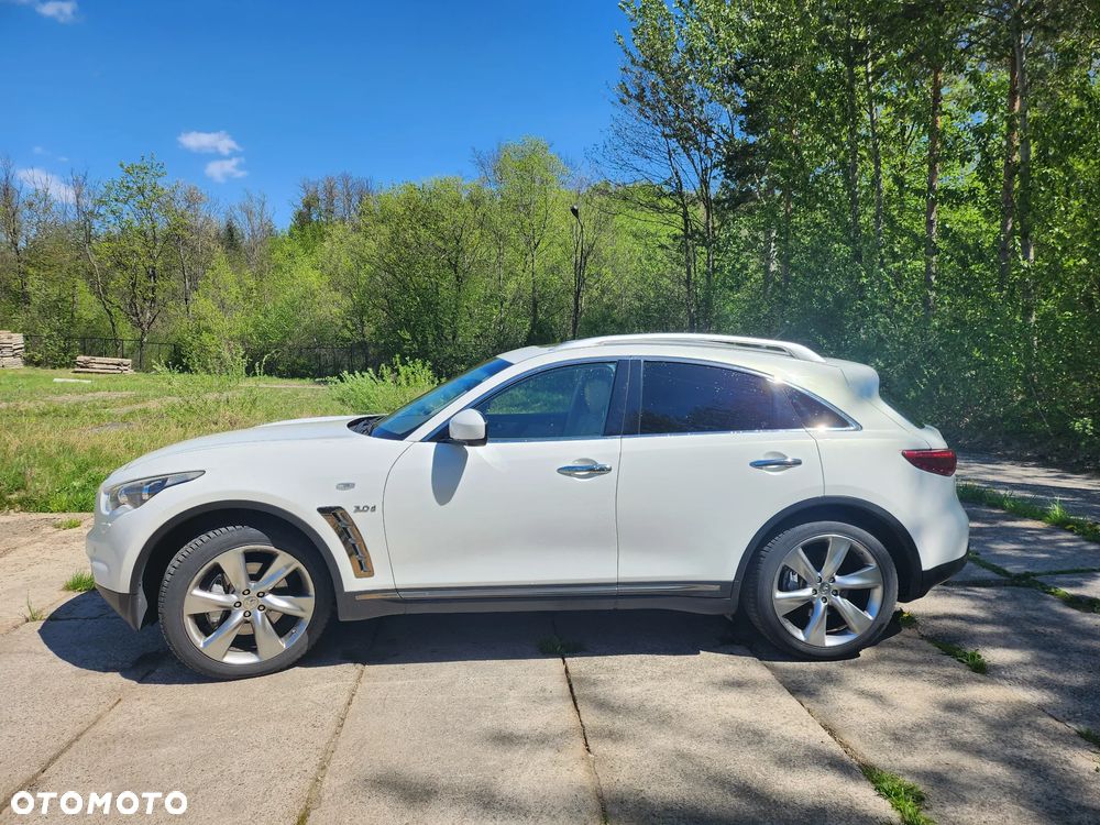 Infiniti Q70 3.0d S - 2