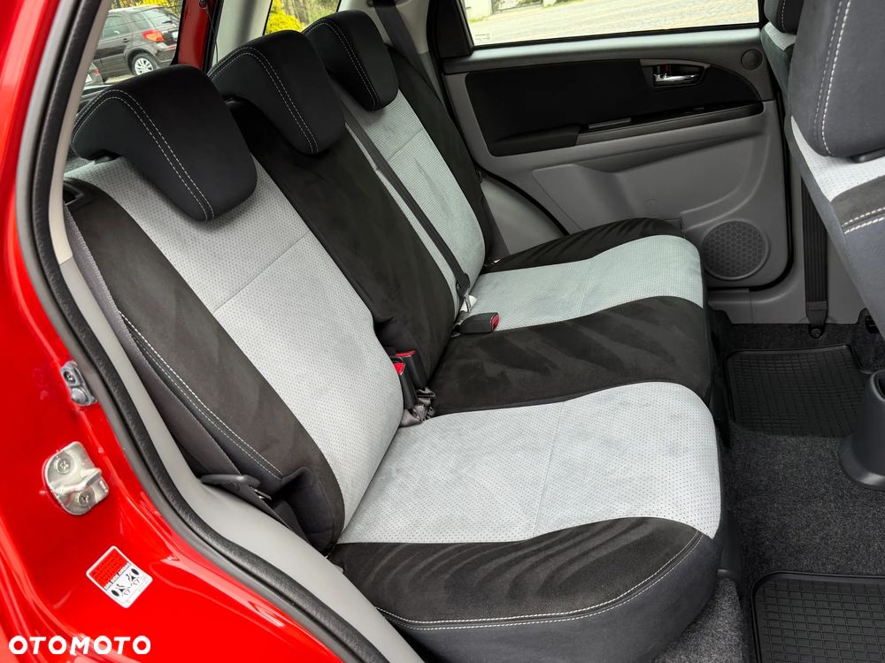 Suzuki SX4 1.6 VVT 4x4 Limited - 31