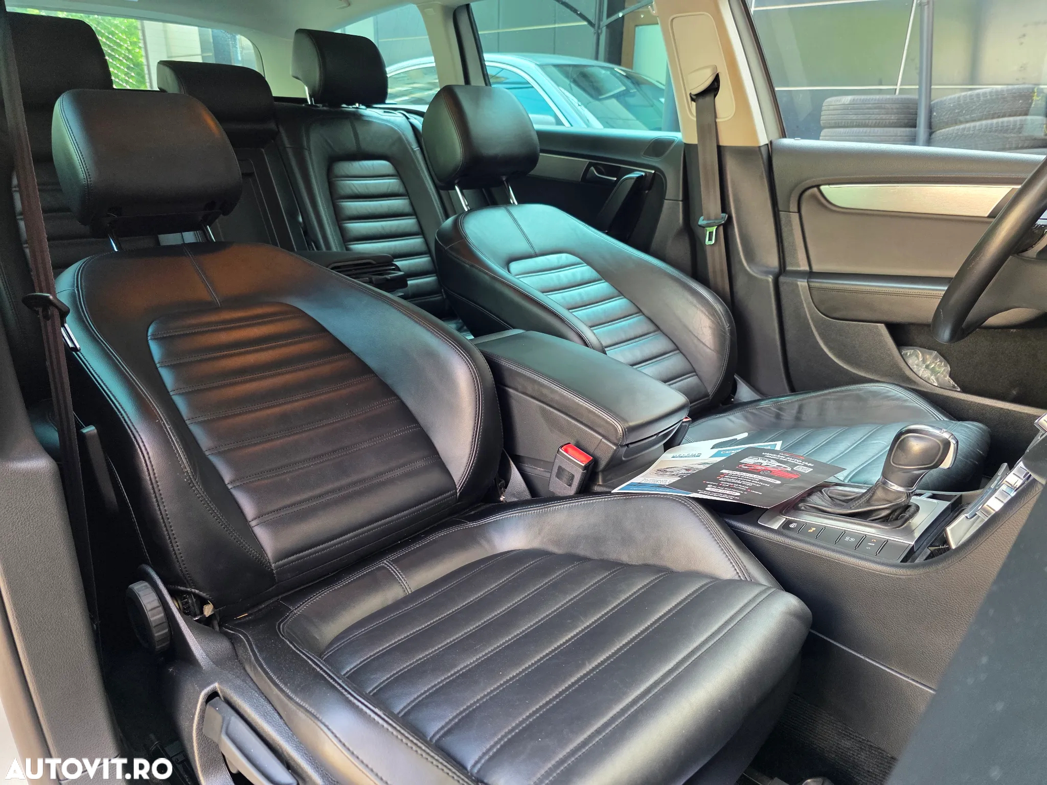 Volkswagen Passat Variant 2.0 TDI Blue TDI DSG Highline - 23