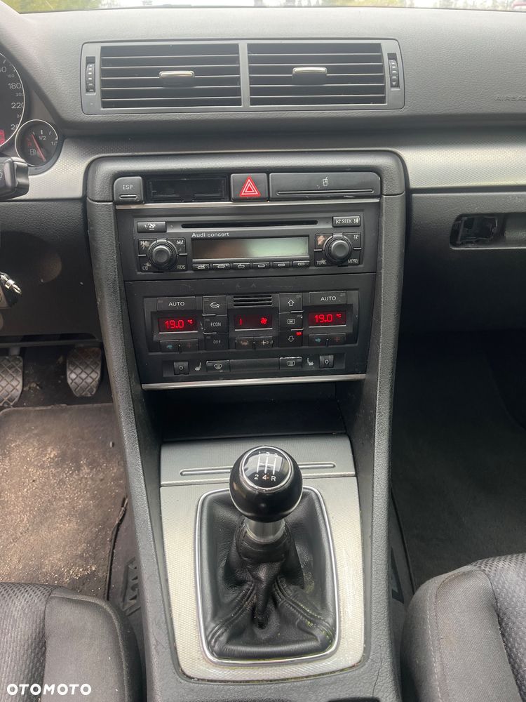 Audi A4 Limousine 2 - 7