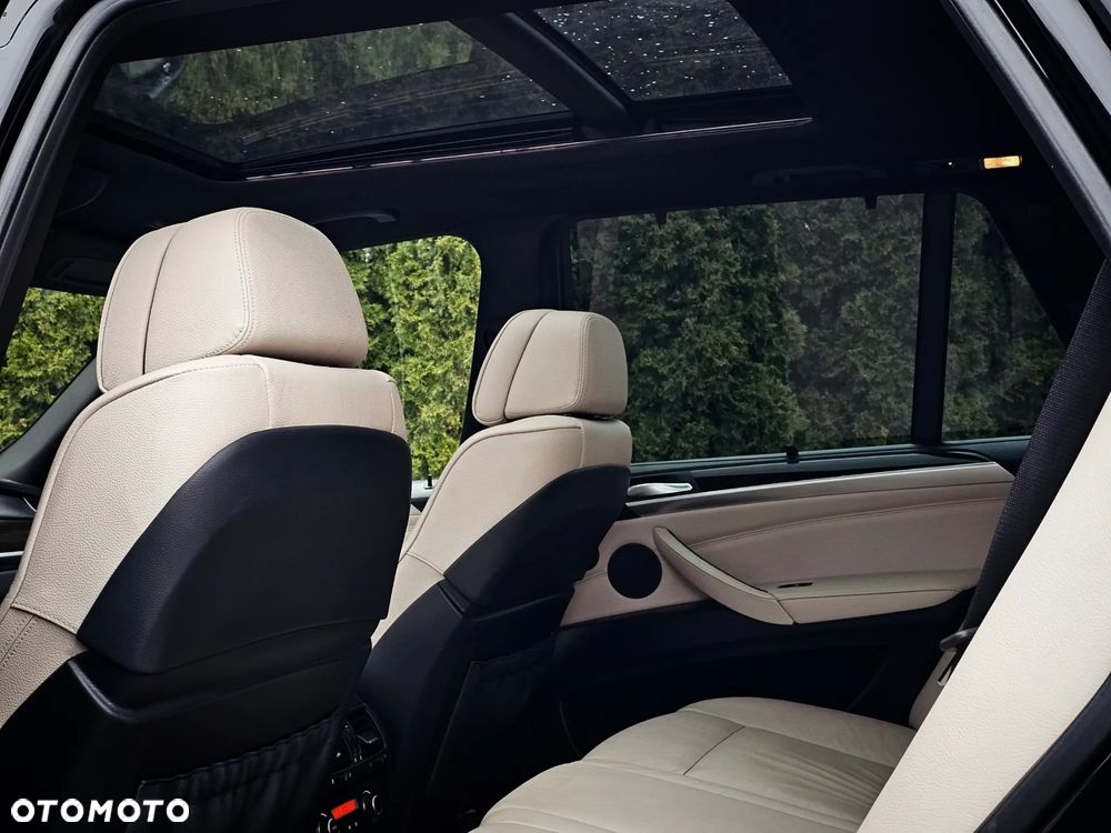 BMW X5 xDrive35d - 27