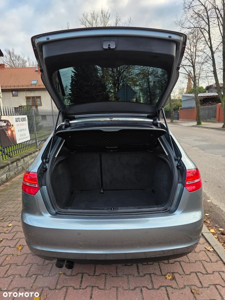 Audi A3 Sportback - 11