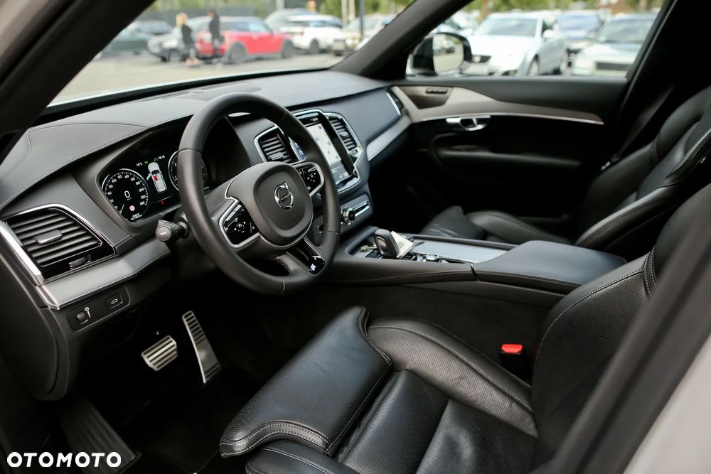 Volvo XC 90 B5 D AWD Geartronic RDesign - 18