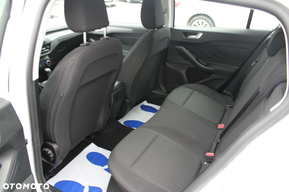 Ford Focus - 14