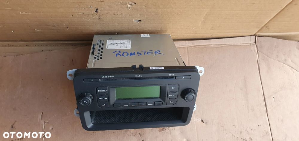 Radio radioodtwarzacz oryginał Skoda Roomster I Lift 5J0035152A - 2