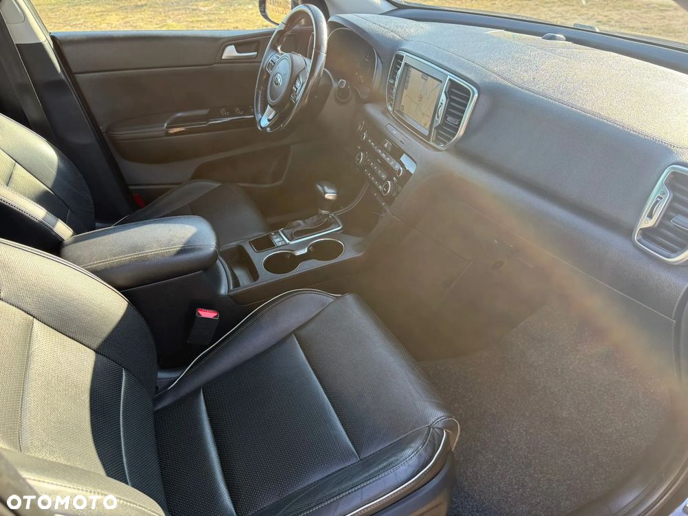 Kia Sportage 1.7 CRDI 2WD ISG Spirit - 8