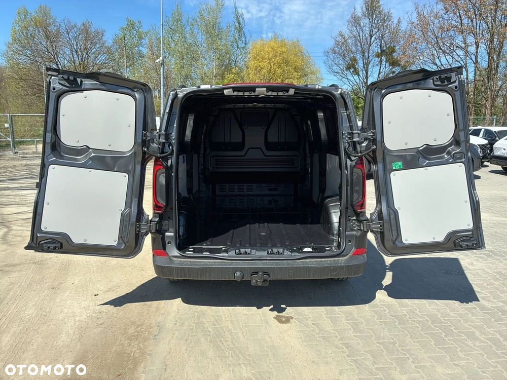 Volkswagen Transporter TT7 Furgon PanAmericana/AUTOMAT 2,0 l TDI 170 KM r. o. 3500 mm - 11