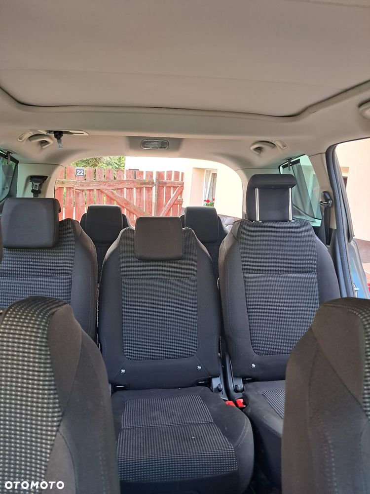 Peugeot 5008 - 15