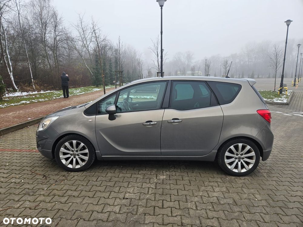 Opel Meriva 1.4 T Cosmo - 10