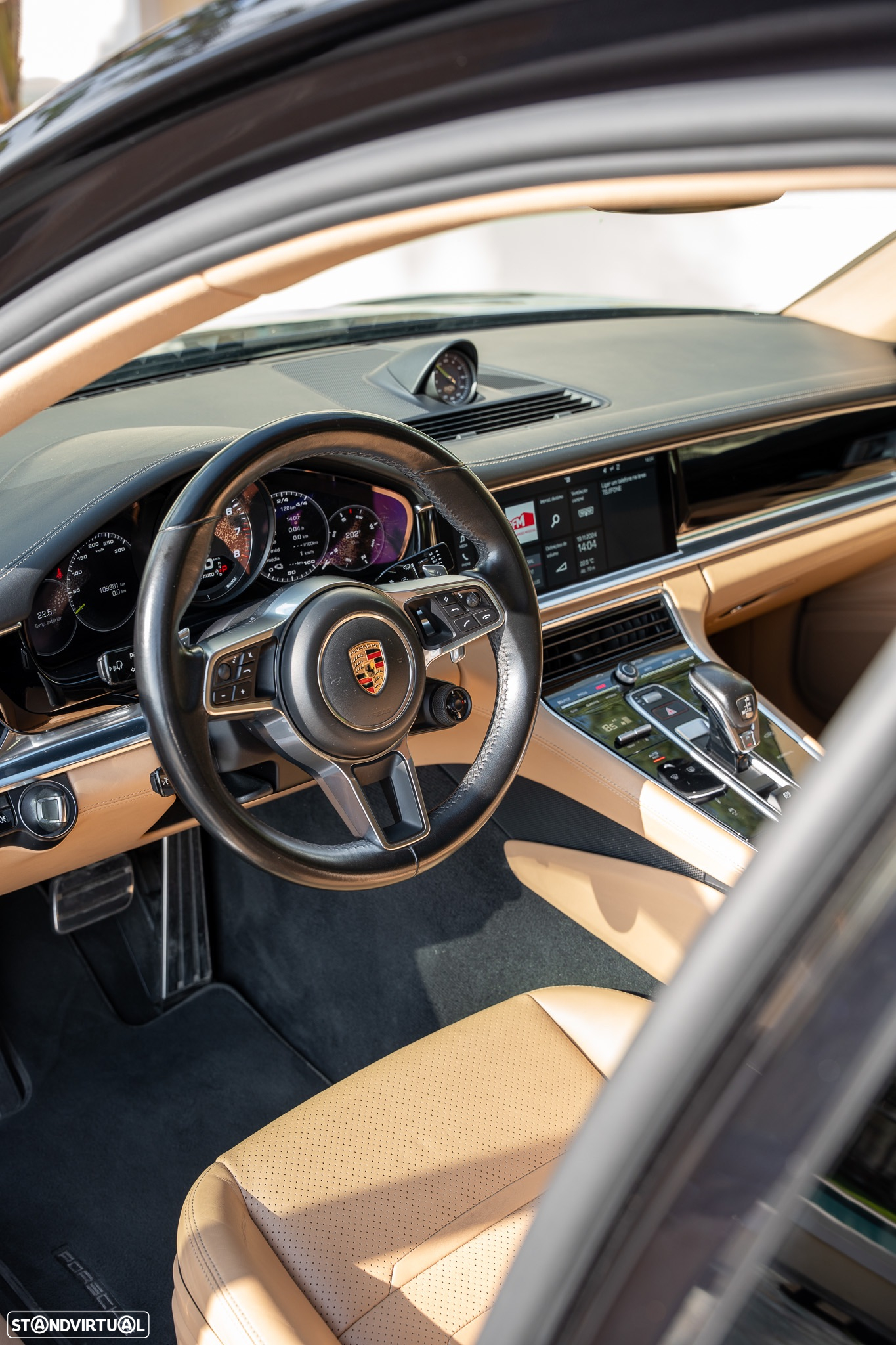 Porsche Panamera 4 E-Hybrid - 11