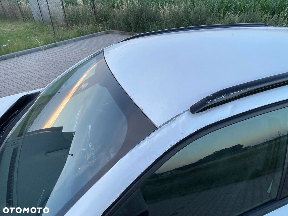Peugeot 2008 1.5 BlueHDi Allure Pack S&S EAT8 - 22