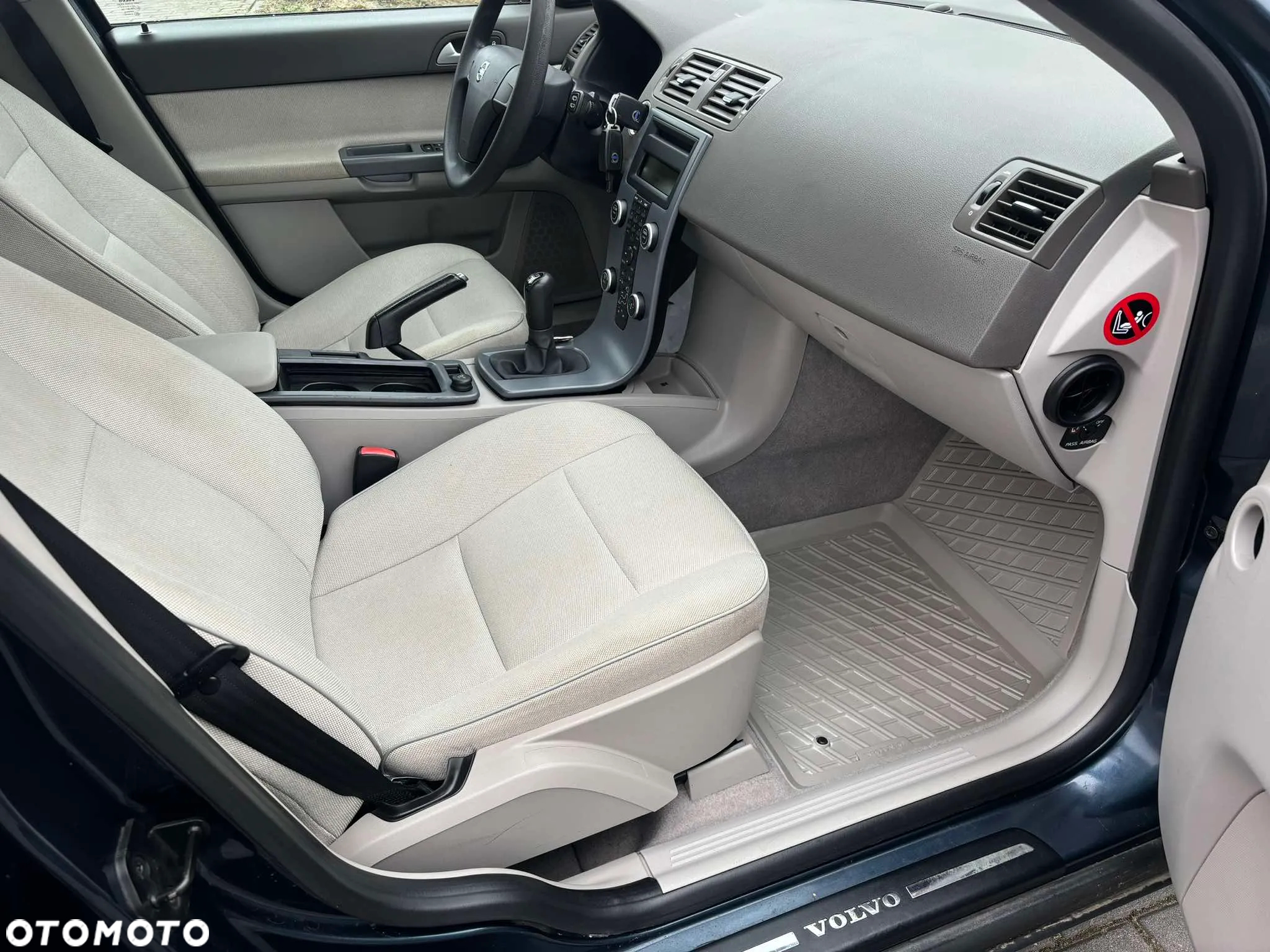 Volvo V50 1.6 Momentum - 9