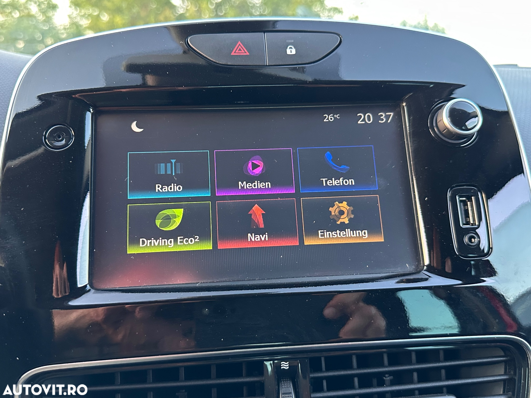 Renault Clio (Energy) TCe 90 Start & Stop LIMITED - 13