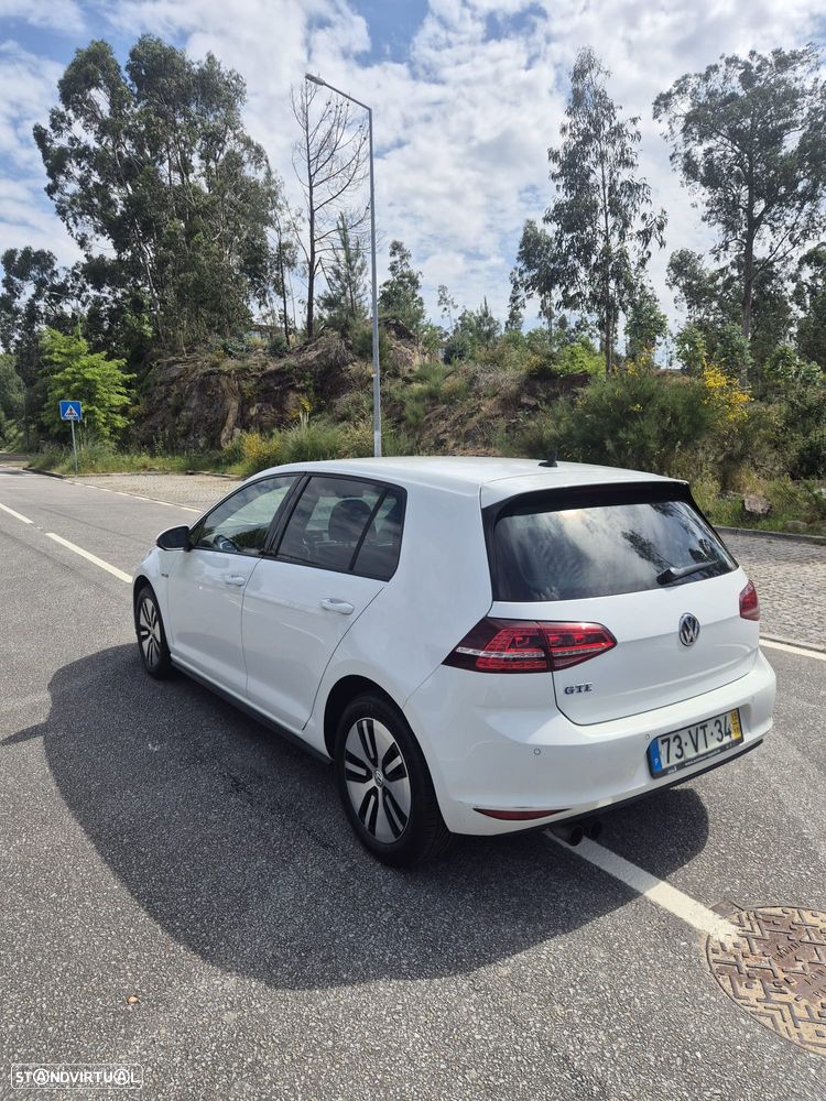 VW Golf 1.4 GTE Plug-In-Hybrid DSG - 2