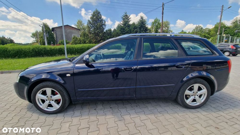 Audi A4 Avant - 6