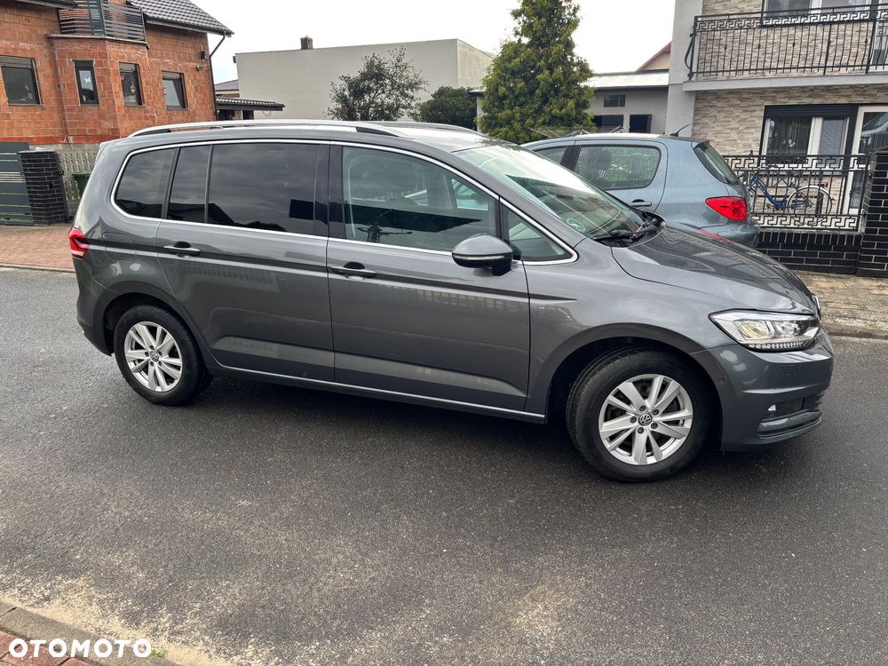 Volkswagen Touran 2.0 TDI SCR DSG Highline - 5