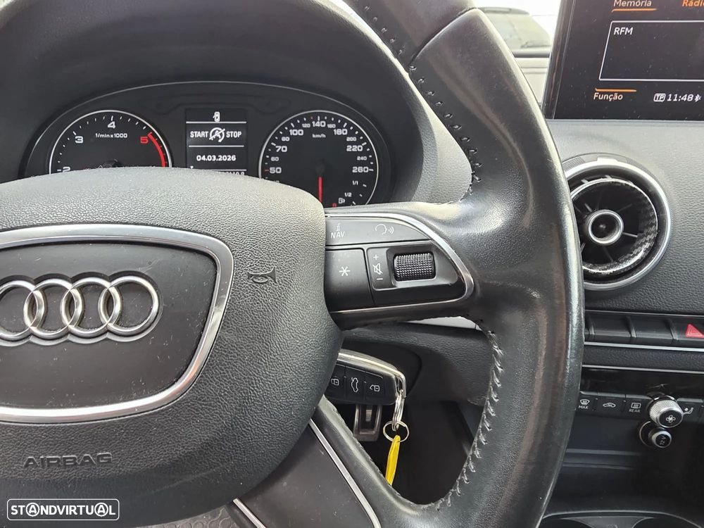 Audi A3 Sportback 1.6 TDI (clean diesel) S line Sport Pack - 14