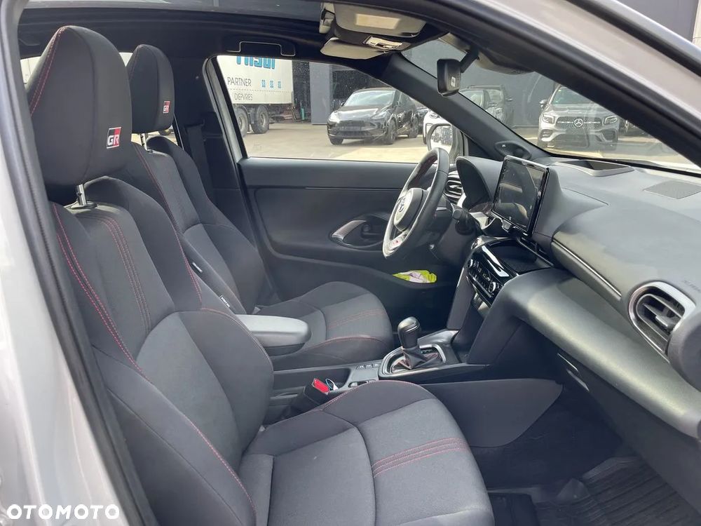 Toyota Yaris Hybrid 1.5 VVT-i GR SPORT - 5