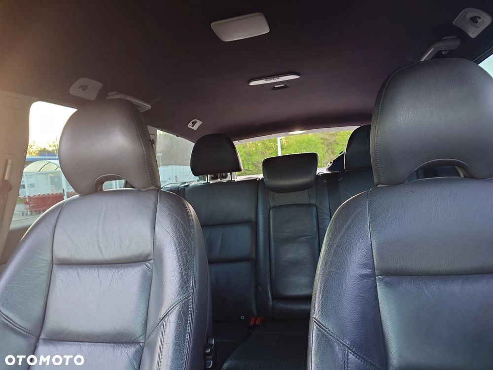 Volvo V50 2.0D Momentum - 11