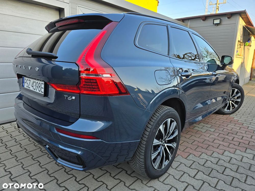 Volvo XC 60 T6 Plug-In Hybrid AWD Plus Dark - 8