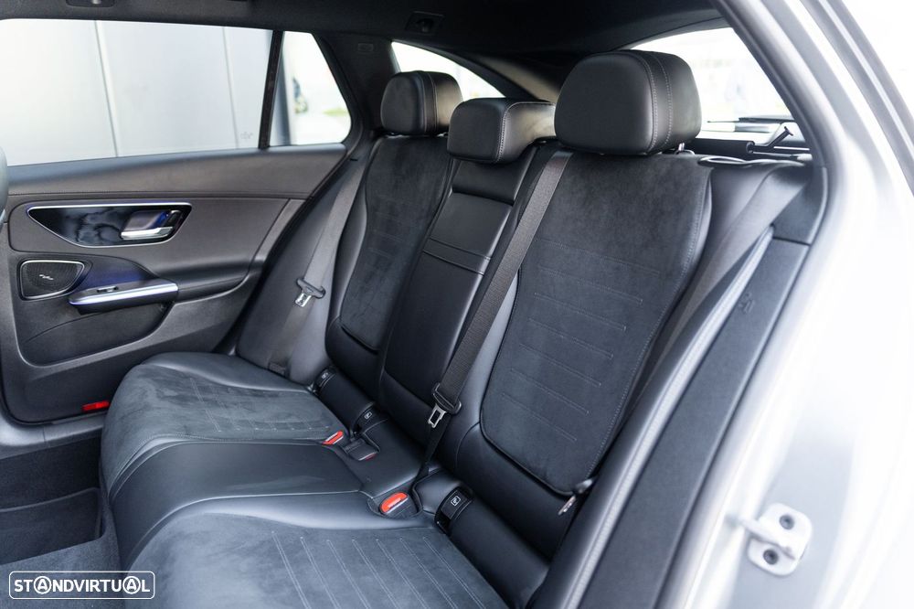 Mercedes-Benz C 300 e AMG Line - 27