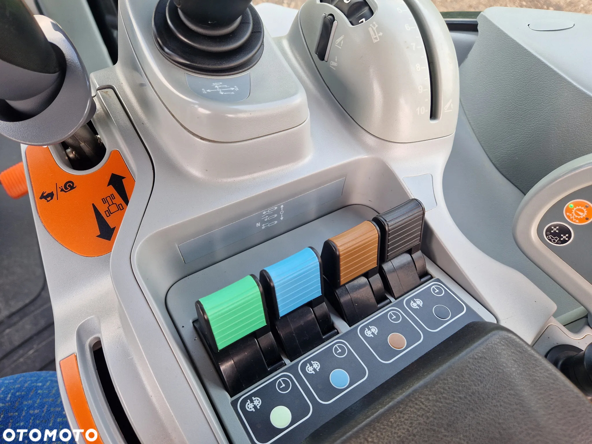 New Holland T7.200 AUTOCOMMAND - 10