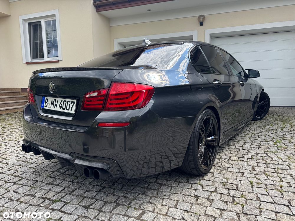 BMW Seria 5 535i - 12