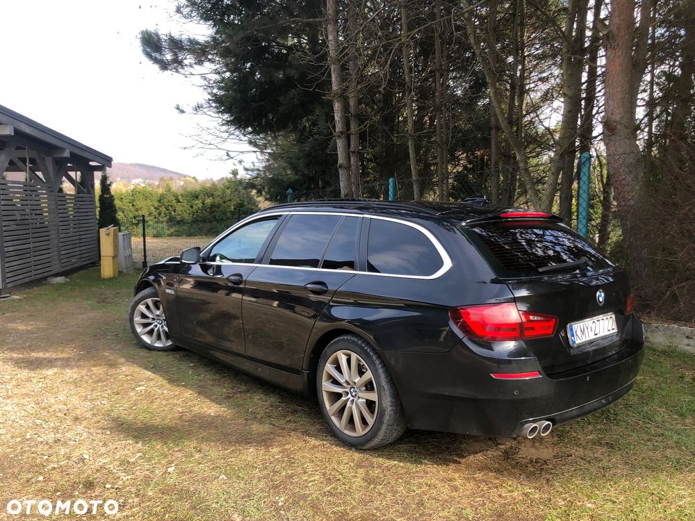 BMW Seria 5 530d xDrive - 8