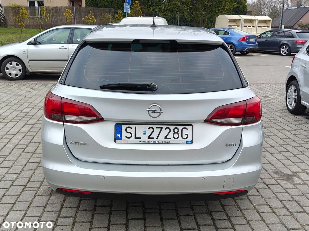Opel Astra 1.6 CDTI Sport - 9