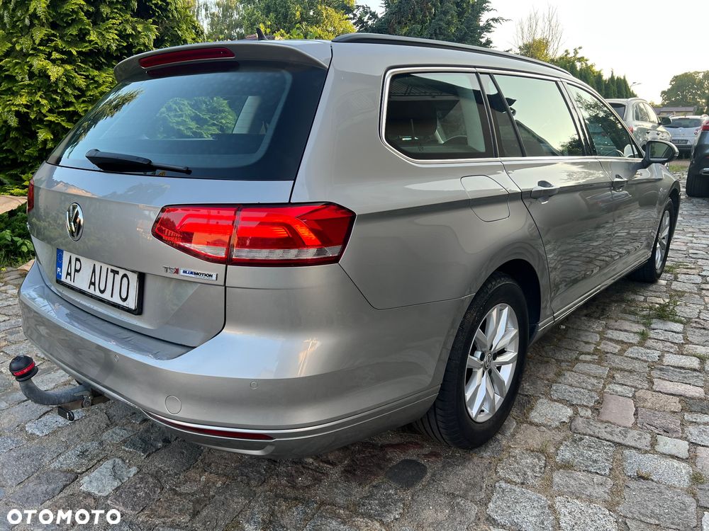 Volkswagen Passat - 6