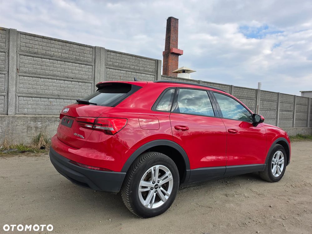 Audi Q3 45 TFSIe S tronic - 5