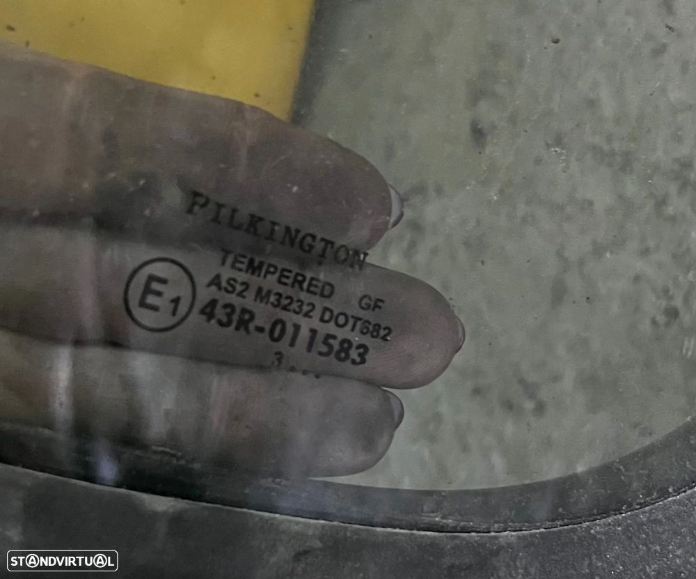 Oculo Vidro Traseiro Opel Movano 2023 Ref: 43R-011583 - 2