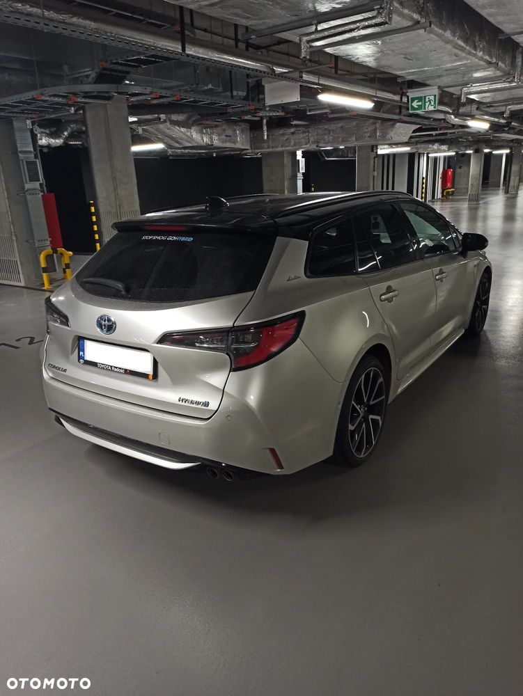Toyota Corolla 2.0 Hybrid Selection - 2