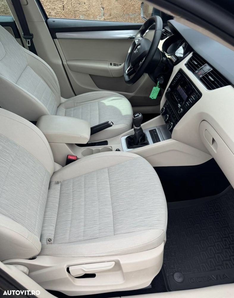 Skoda Octavia 1.6 TDI ELEGANCE - 10