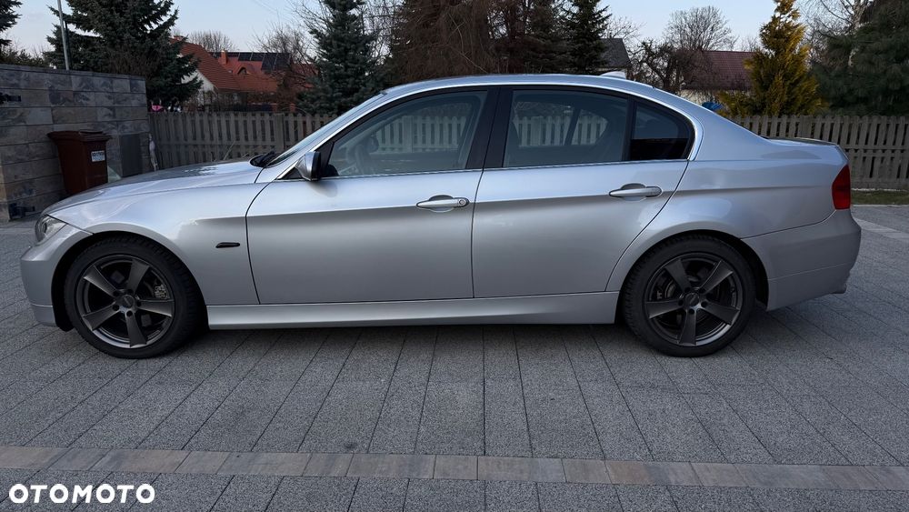 BMW Seria 3 330d - 20