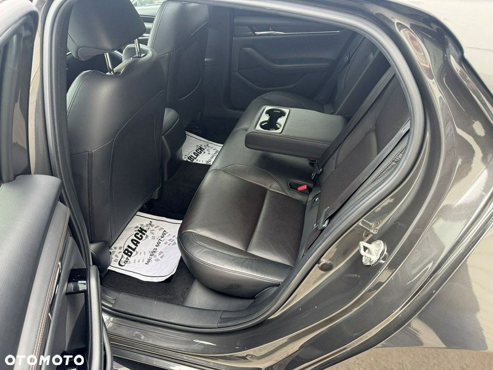 Mazda 3 - 20