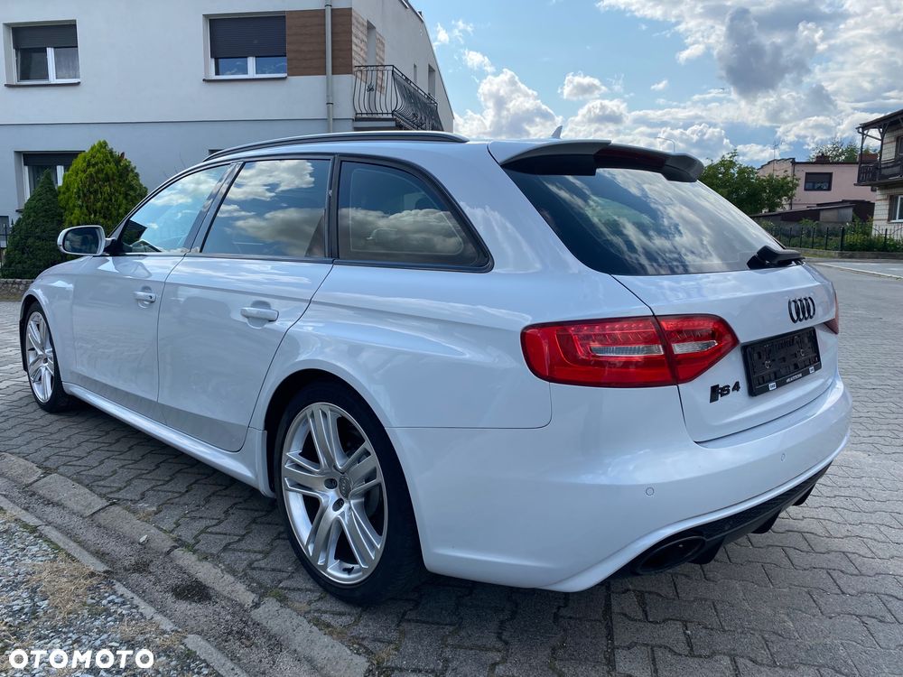 Audi RS4 Avant Avant S tronic - 2