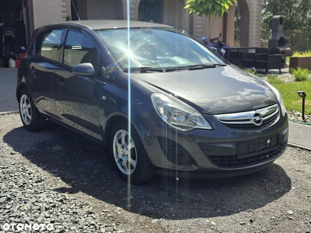 Opel Corsa - 4