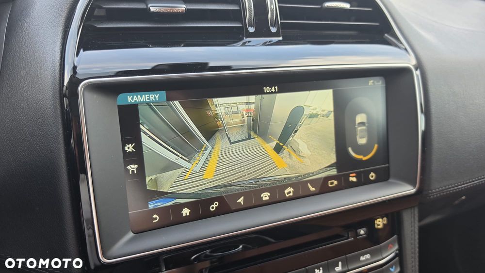 Jaguar F-Pace 2.0 i4P AWD Portfolio - 15