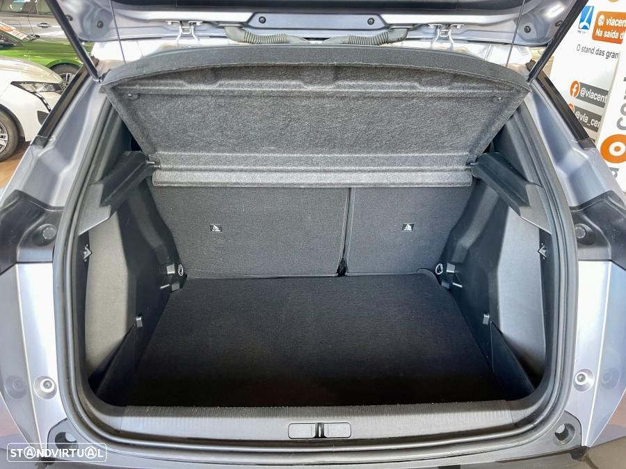 Peugeot 2008 1.2 Hybrid Allure e-DCS6 - 28