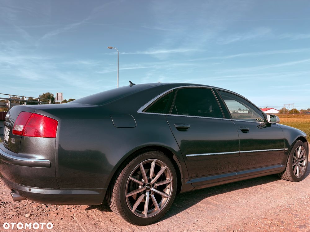 Audi A8 - 25
