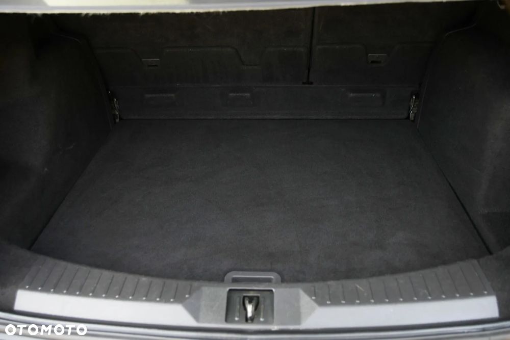 Ford Kuga 2.0 TDCi 4WD Titanium Plus - 22