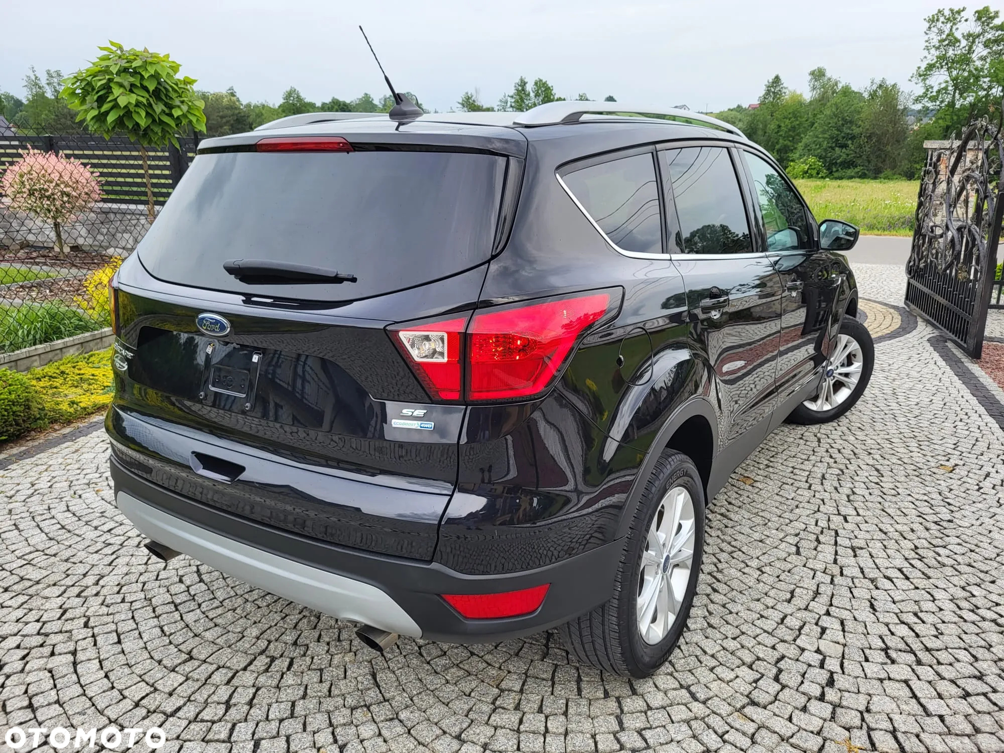 Ford Kuga - 13